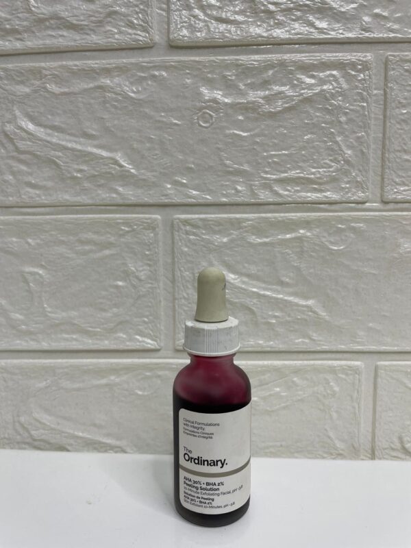 The Ordinary AHA 30% + BHA 2% Peeling Solution