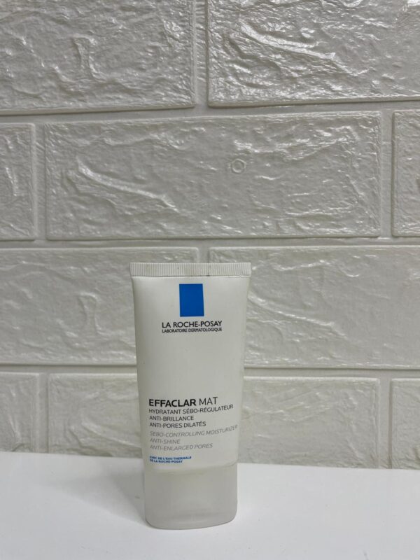 La Roche-Posay Effaclar Mat Sebo-Controlling Moisturiser – 40ml